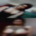 Girls looking for threesome